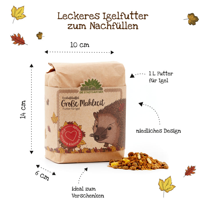 Papiertüte mit niedlichem Igel-Design, gefüllt mit Igel-Futter, daneben etwas Trockenfutter; Maße der Tüte und Infos auf Deutsch dargestellt.